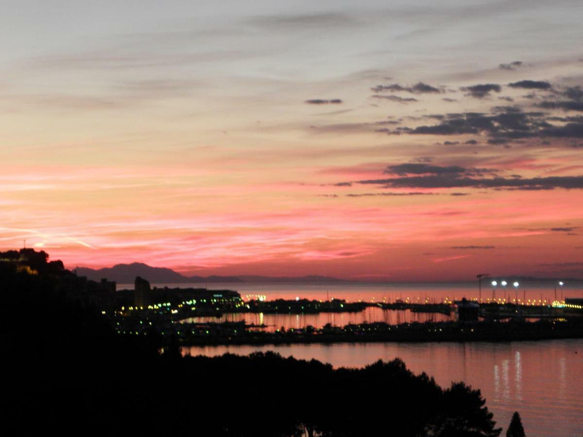 شقة La Naranja Denia 1ªlinea De Playa -Wifi- Parking Free المظهر الخارجي الصورة