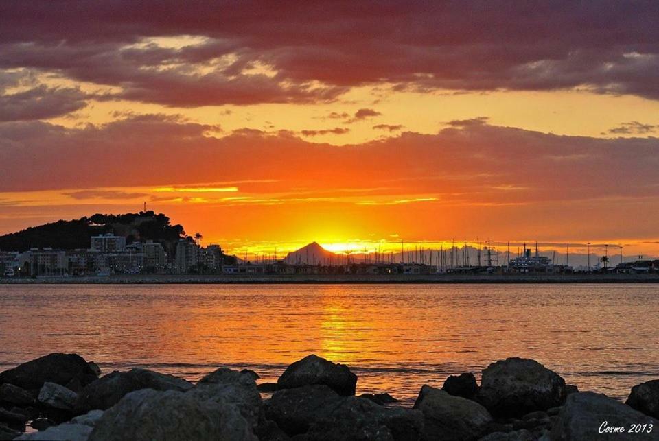 شقة La Naranja Denia 1ªlinea De Playa -Wifi- Parking Free المظهر الخارجي الصورة